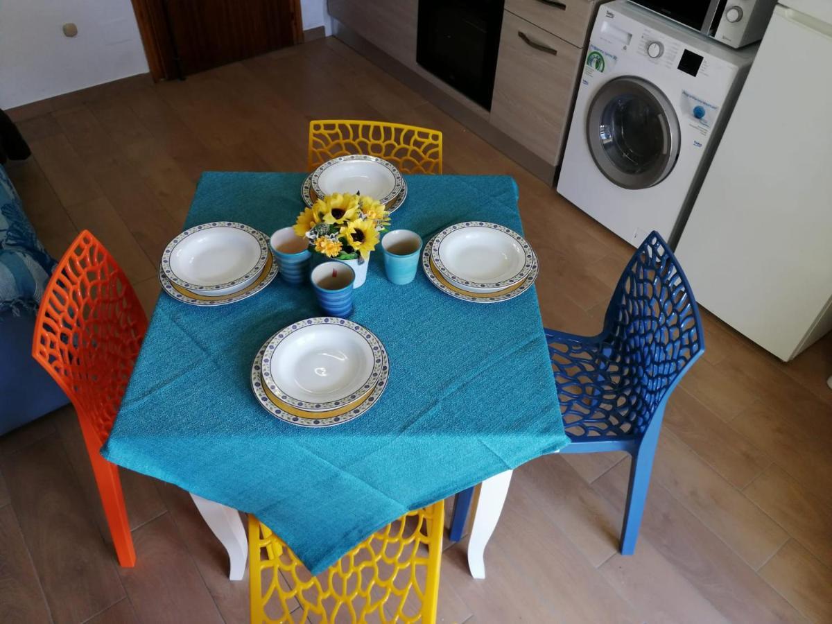 La Dolce Vita - Apartment With Shared Pool And Large Terrace Lido delle Nazioni Buitenkant foto